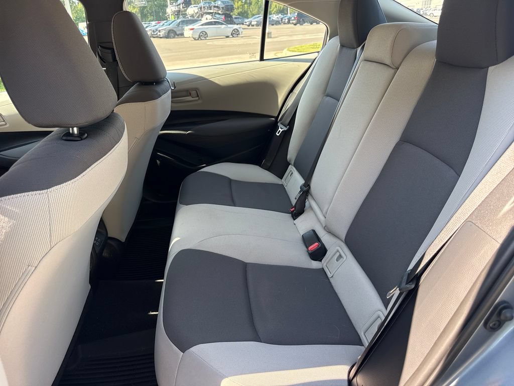 Used 2024 Toyota Corolla LE FWD image 32