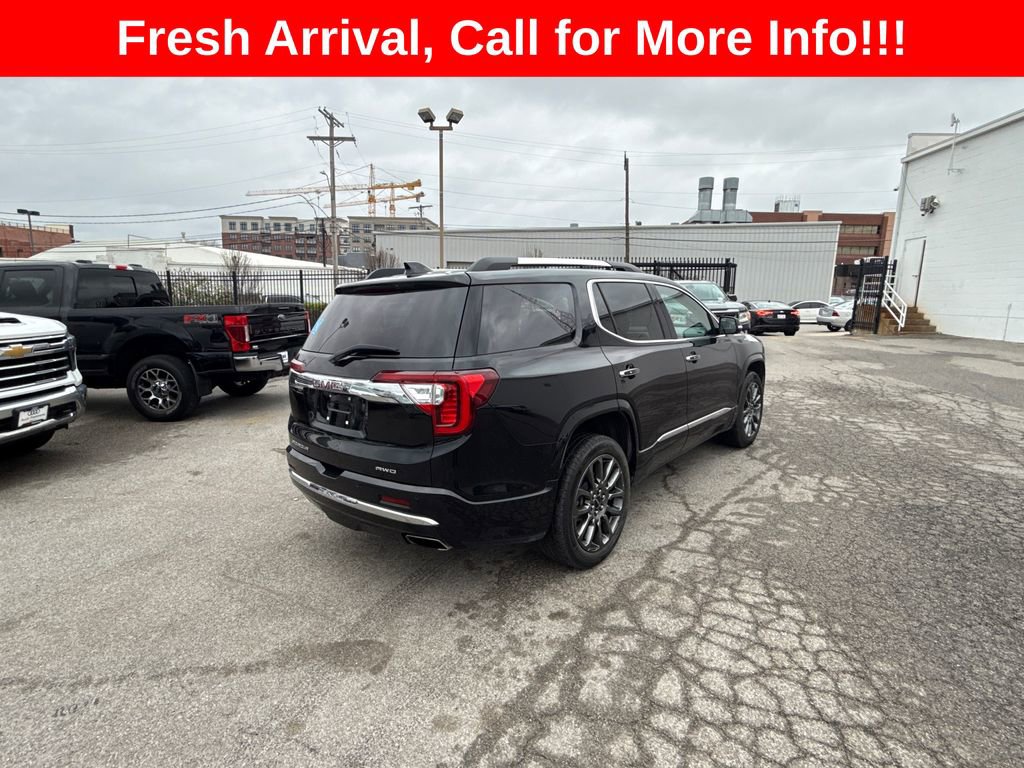 Used 2023 GMC Acadia Denali w/ Black Diamond Edition image 5