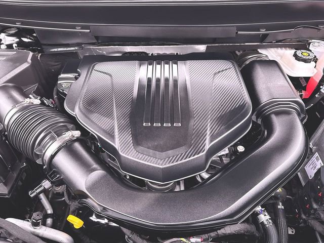 Certified 2025 Chevrolet Traverse LT w/ Driver Confidence Package image 29