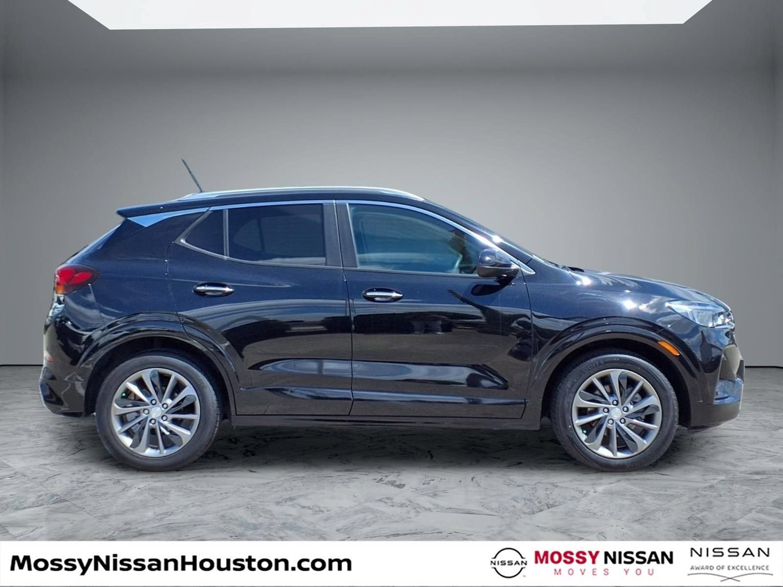Used 2023 Buick Encore GX Select w/ Experience Buick Package FWD image 8