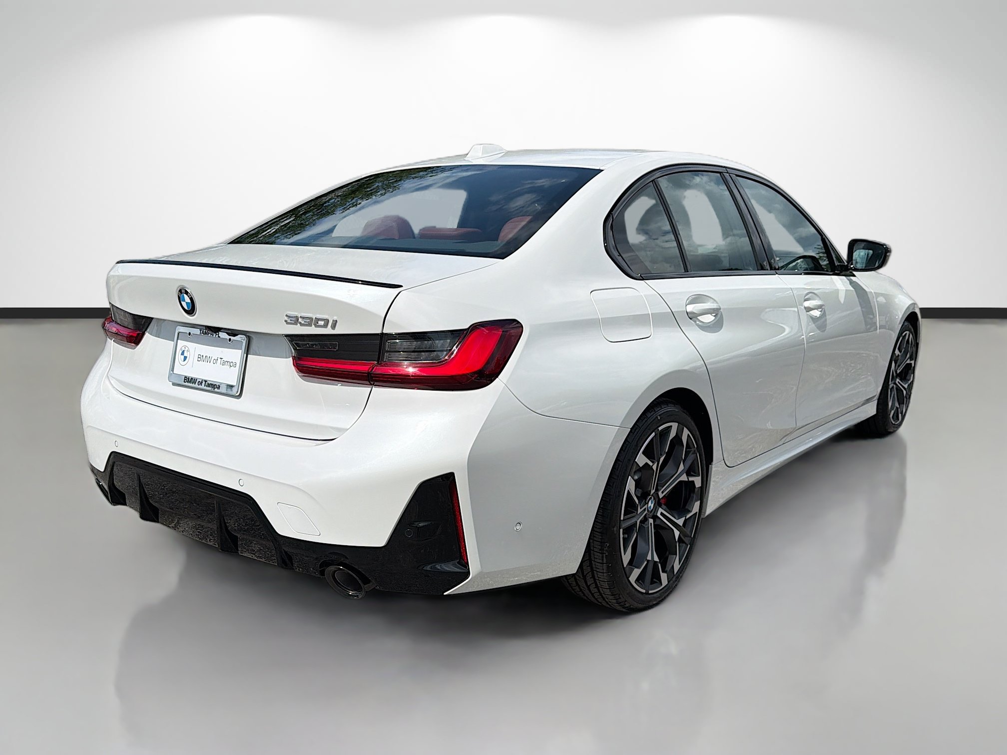 New 2026 BMW 330i Sedan w/ M Sport Package RWD image 3