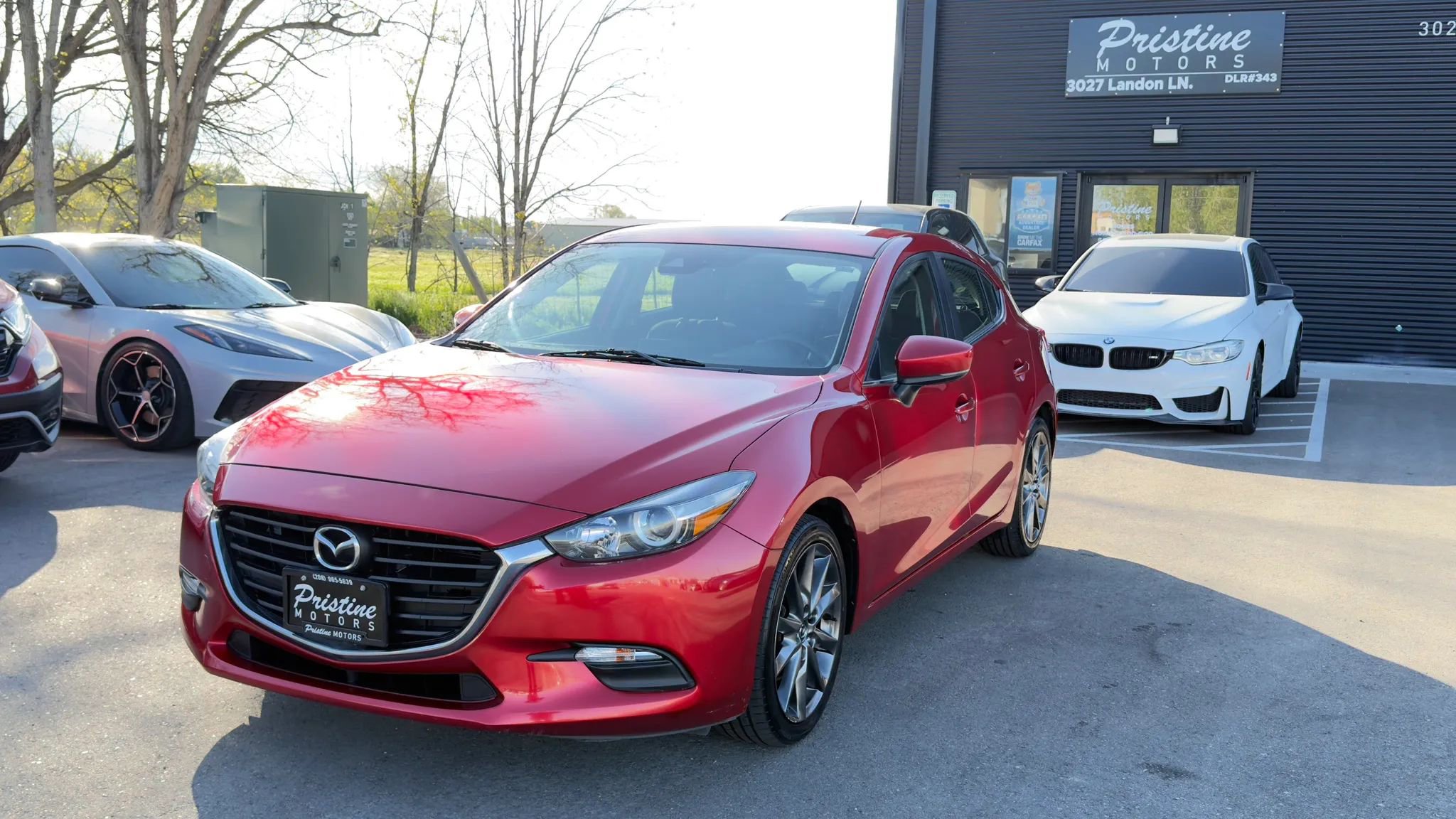 Used 2018 MAZDA MAZDA3 Touring FWD image 1