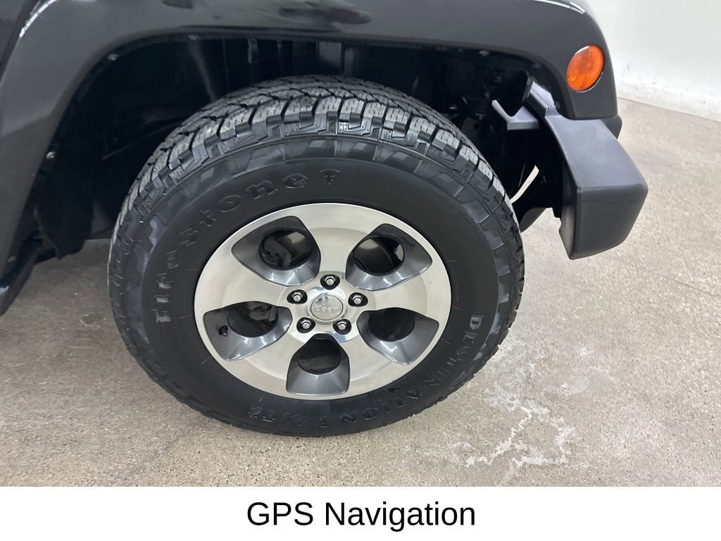 Used 2017 Jeep Wrangler Unlimited Sahara w/ Connectivity Group image 15