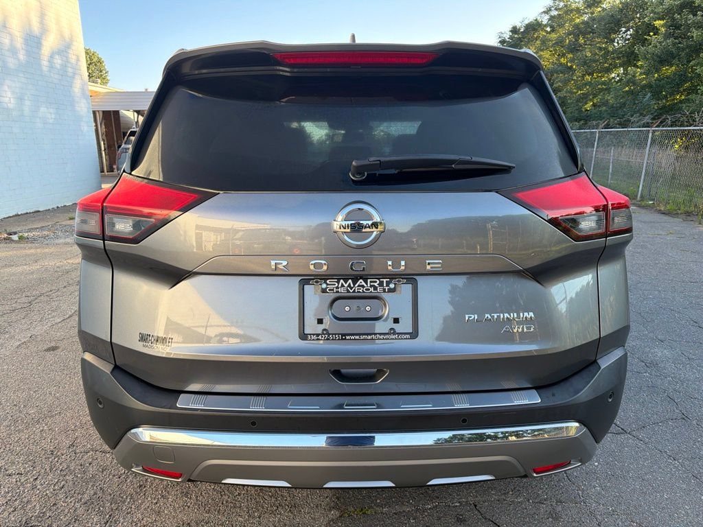 Used 2021 Nissan Rogue Platinum AWD/4WD image 3