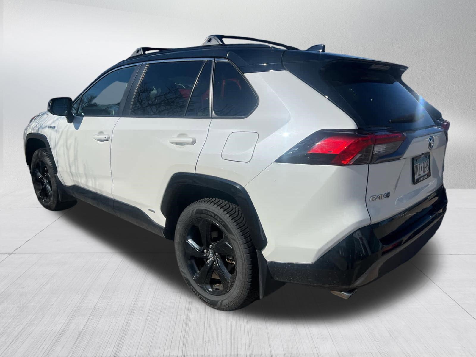Used 2020 Toyota RAV4 XSE image 4