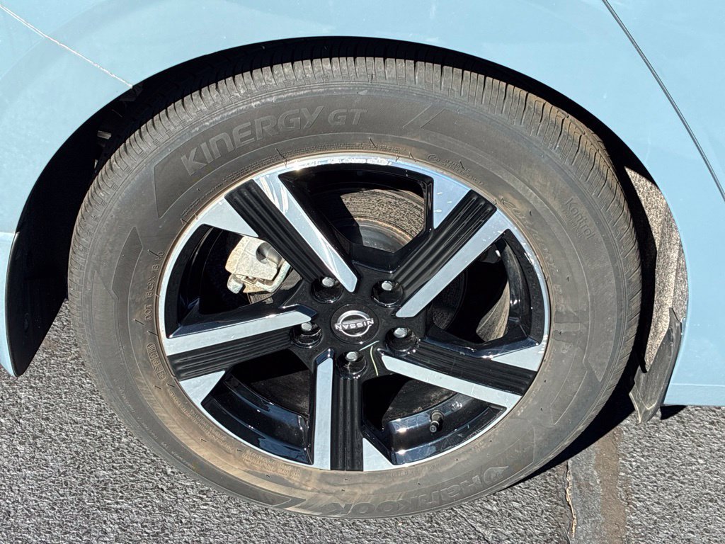 Certified 2025 Nissan Sentra SV FWD image 10