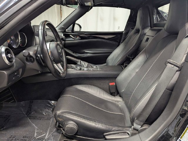 Used 2025 MAZDA MX-5 Miata RF Grand Touring RWD image 11