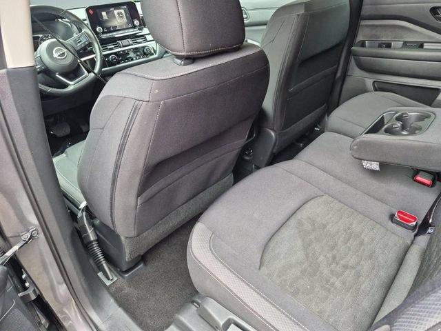 Used 2024 Nissan Pathfinder SV AWD/4WD image 26