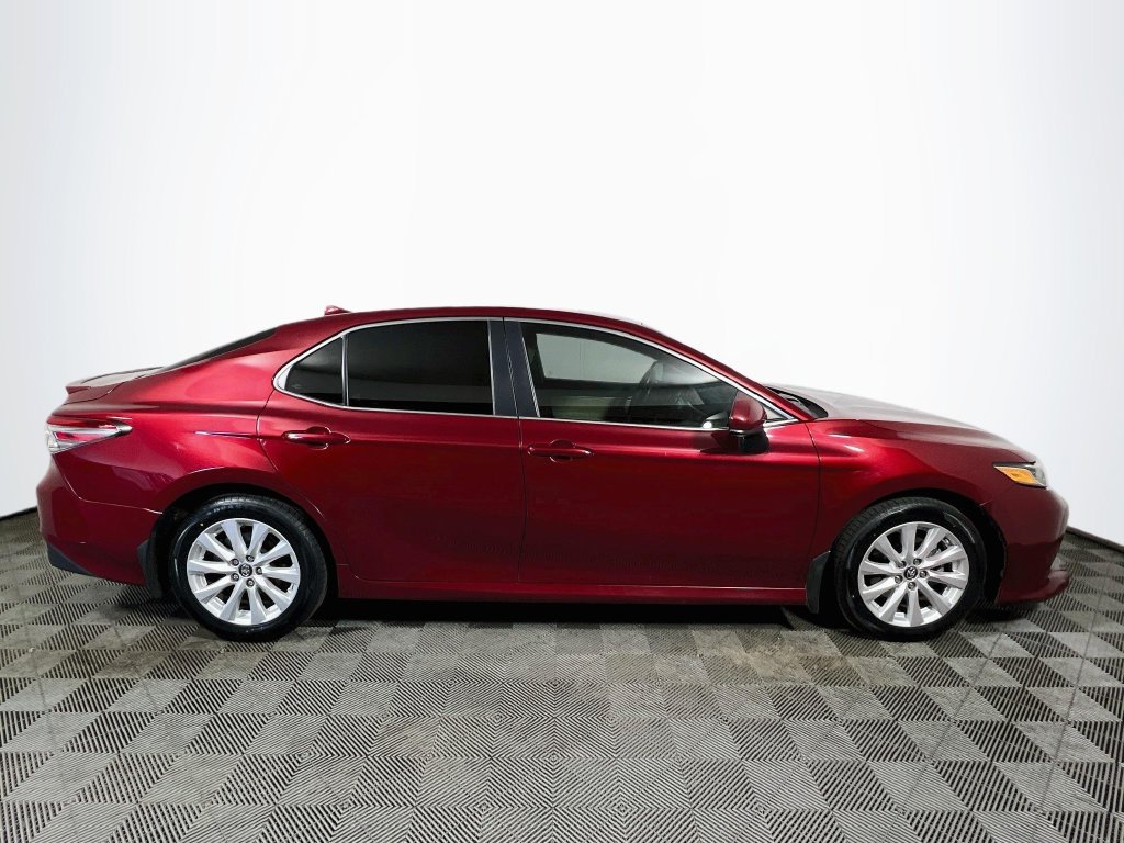 Certified 2019 Toyota Camry LE FWD image 8