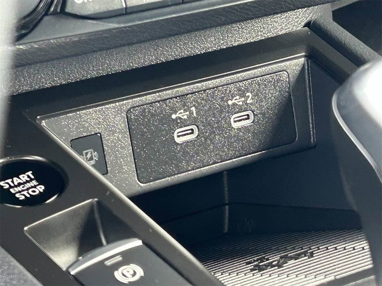 New 2026 Nissan Kicks SV FWD image 26