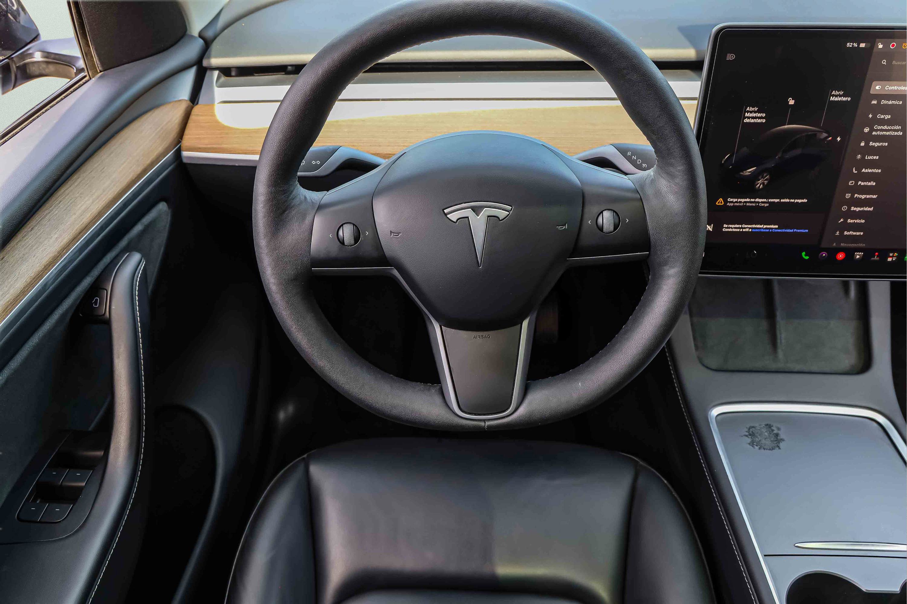 Used 2024 Tesla Model Y Long Range AWD/4WD image 15