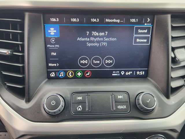 Used 2023 GMC Acadia SLE w/ Driver Convenience Package image 16