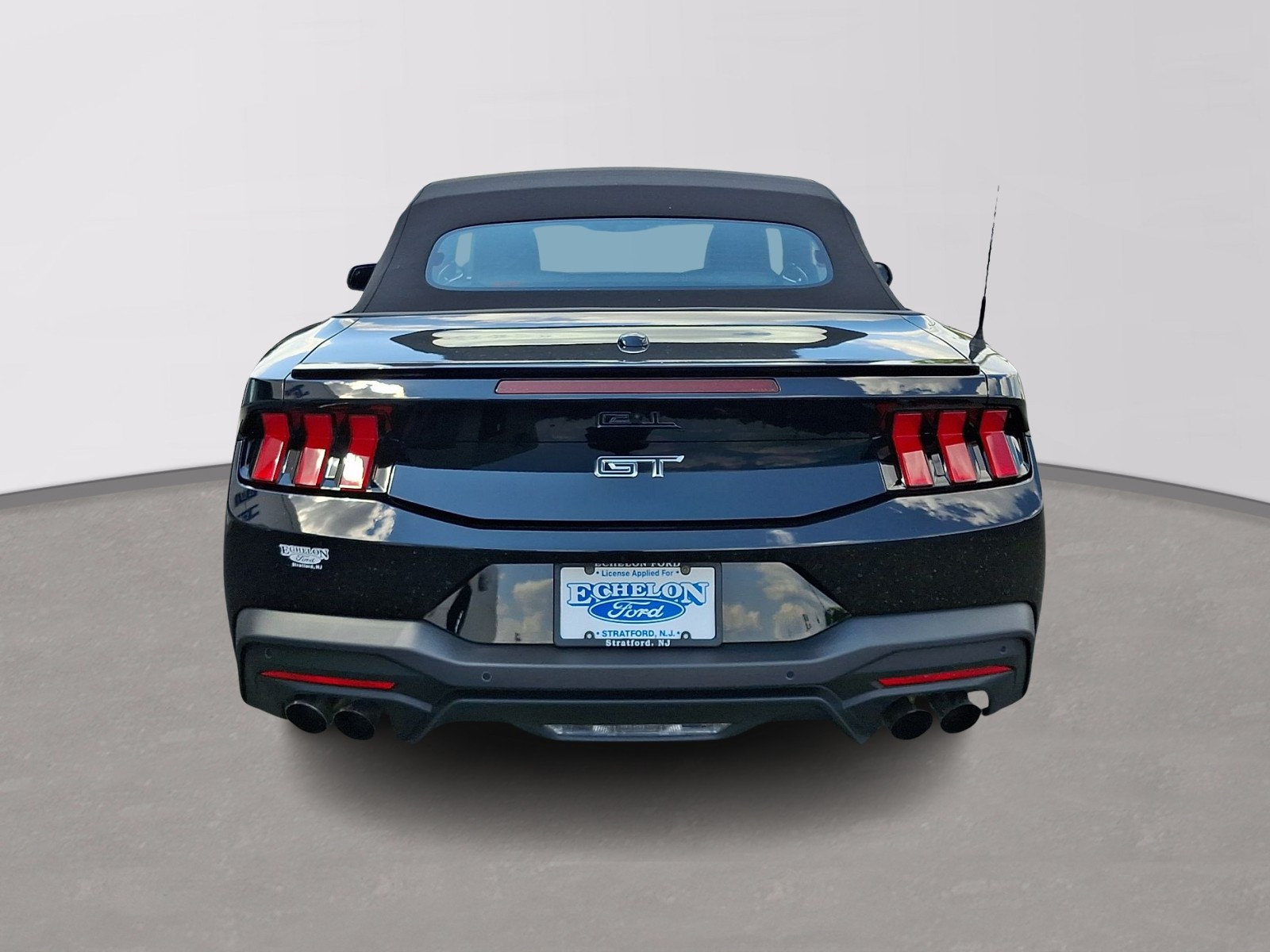 Used 2025 Ford Mustang GT Premium RWD image 5