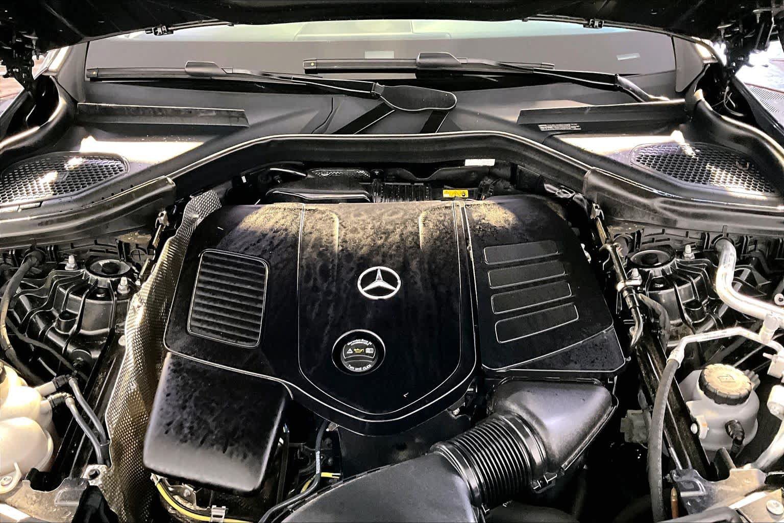 Used 2026 Mercedes-Benz GLC 300 4MATIC image 30
