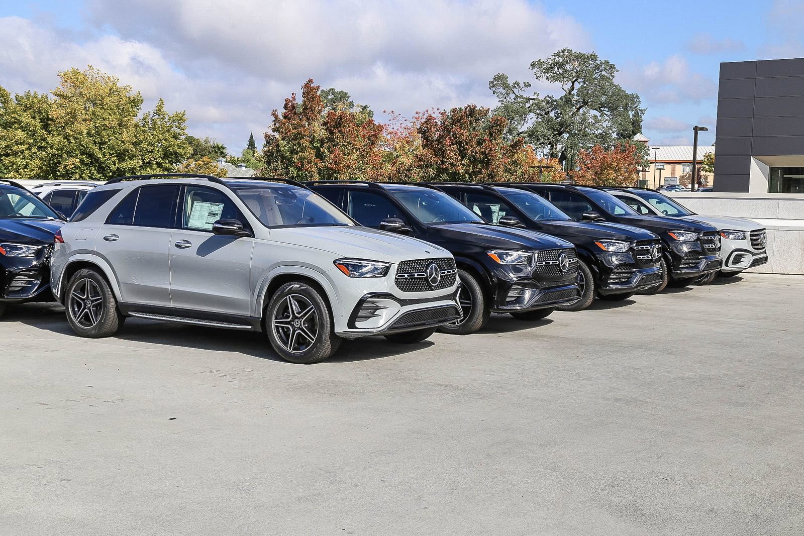 New 2026 Mercedes-Benz E 450 4MATIC Sedan image 49