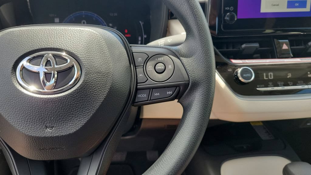 New 2026 Toyota Corolla LE FWD image 18