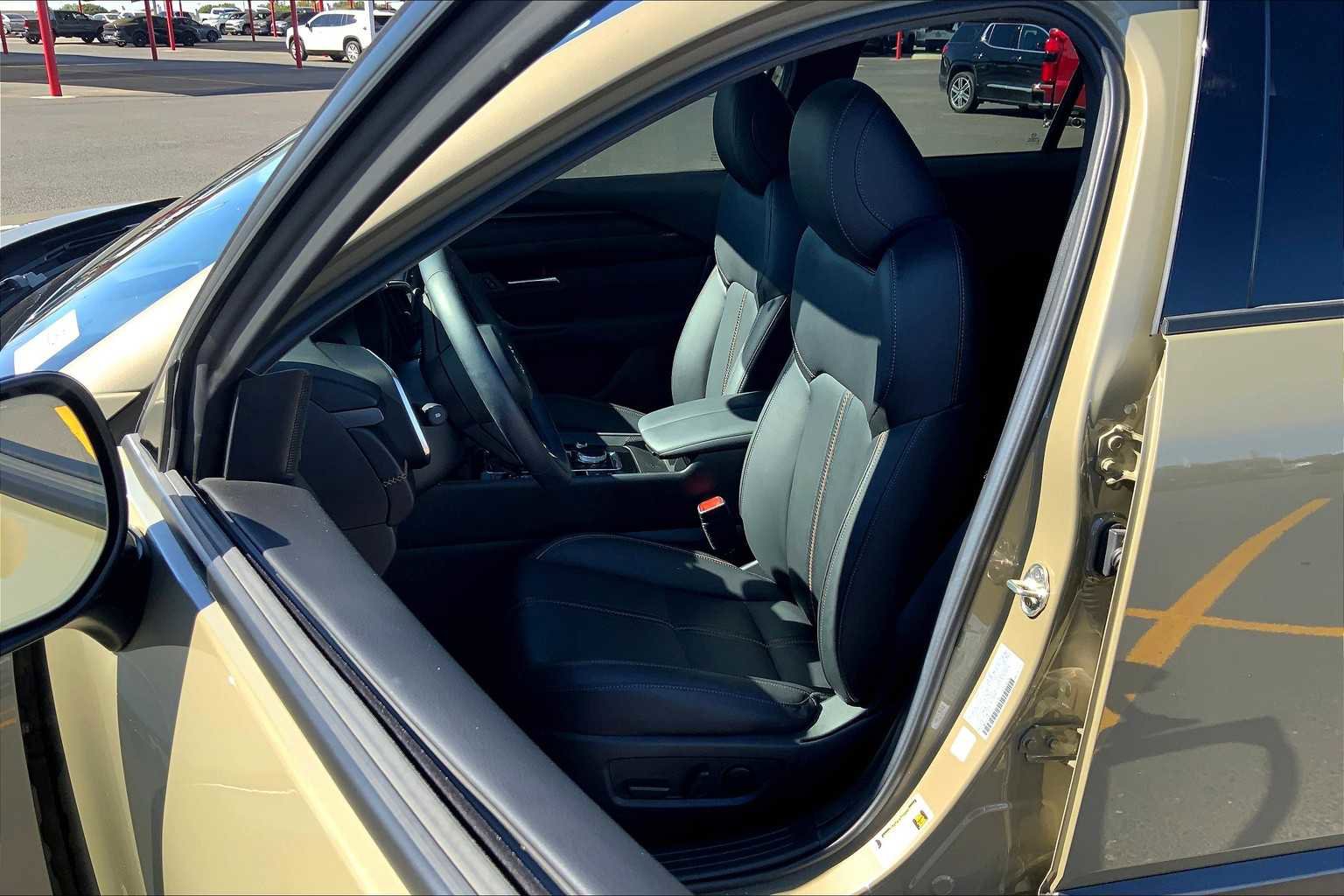 Used 2025 MAZDA CX-50 2.5 Turbo w/ Weather Package image 13