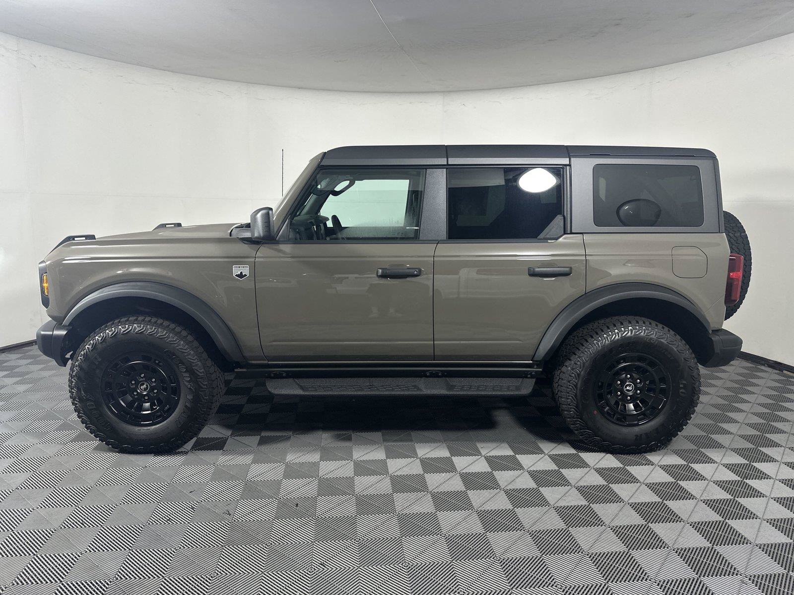 New 2026 Ford Bronco Big Bend w/ Black Diamond Package AWD/4WD image 4