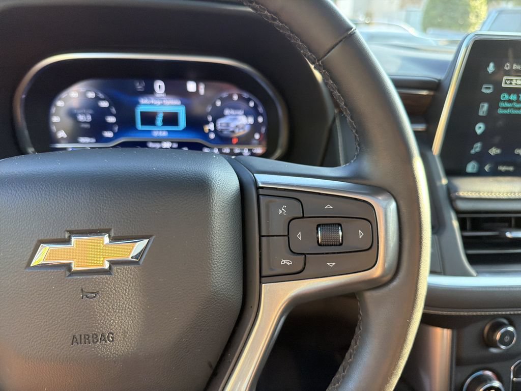 Used 2023 Chevrolet Tahoe Premier AWD/4WD image 28