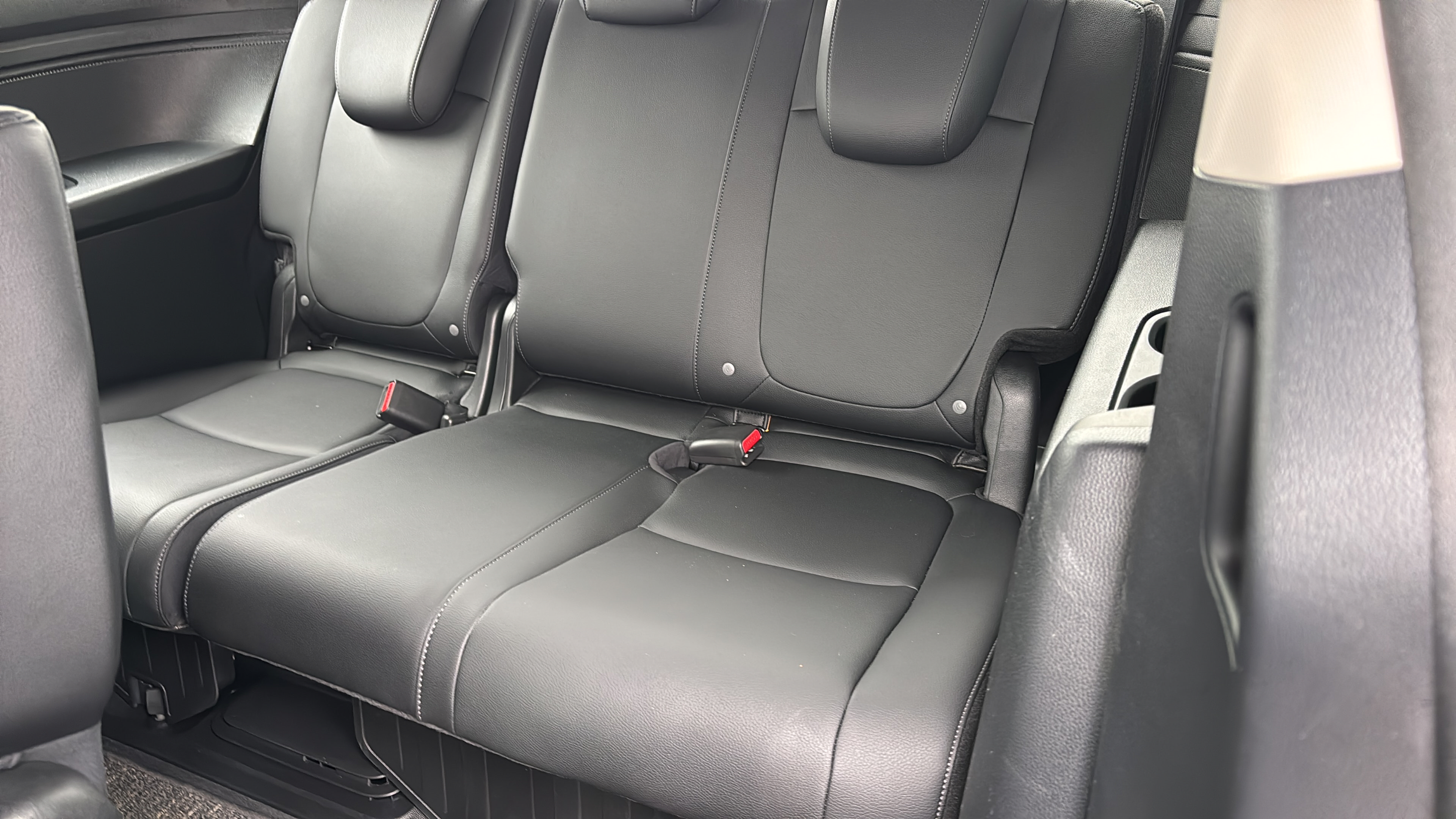 Certified 2026 Honda Odyssey EX-L image 13
