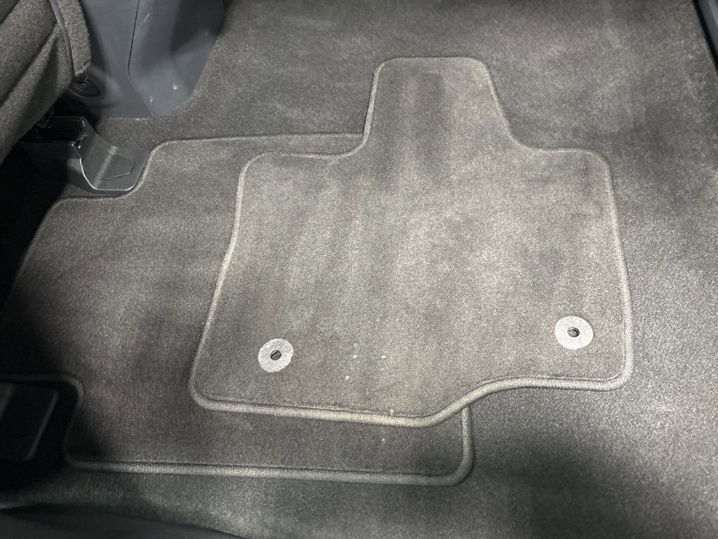 Used 2024 Ford F150 XLT w/ FX4 Off-Road Package image 18