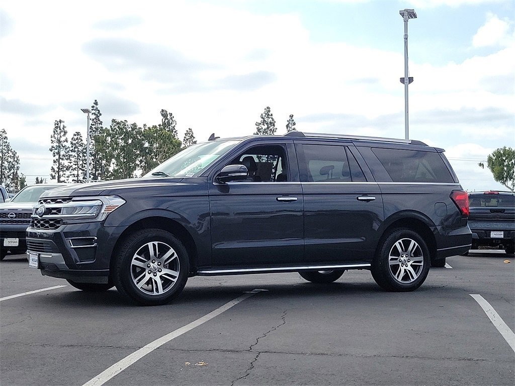 Used 2022 Ford Expedition Max Limited image 33