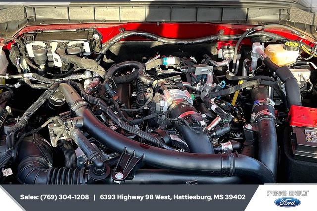 Used 2025 Ford Bronco Badlands image 8