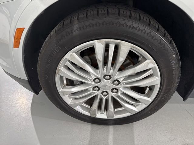 Used 2018 Cadillac XT5 Premium Luxury AWD/4WD image 5