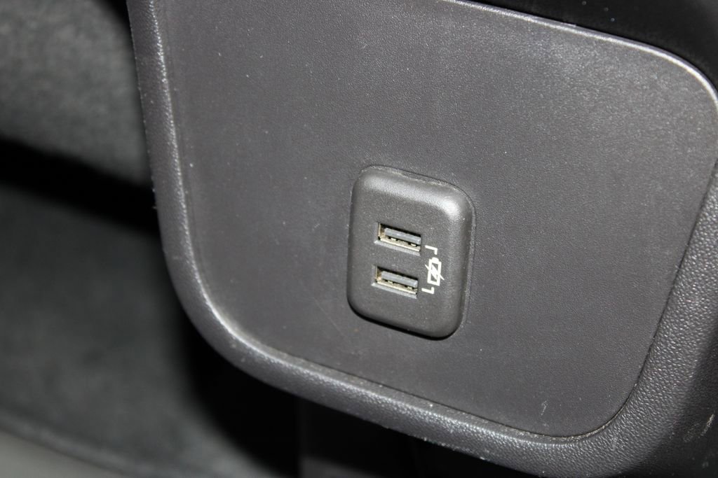 Used 2024 GMC Terrain SLT image 34