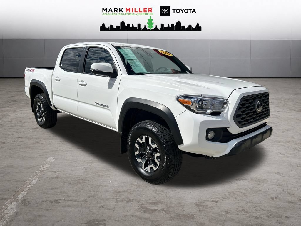Certified 2022 Toyota Tacoma TRD Off-Road AWD/4WD image 8