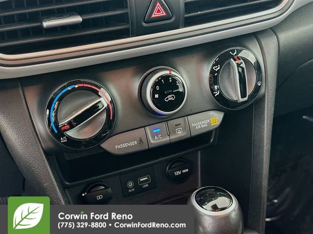 Used 2021 Hyundai Kona SEL image 15