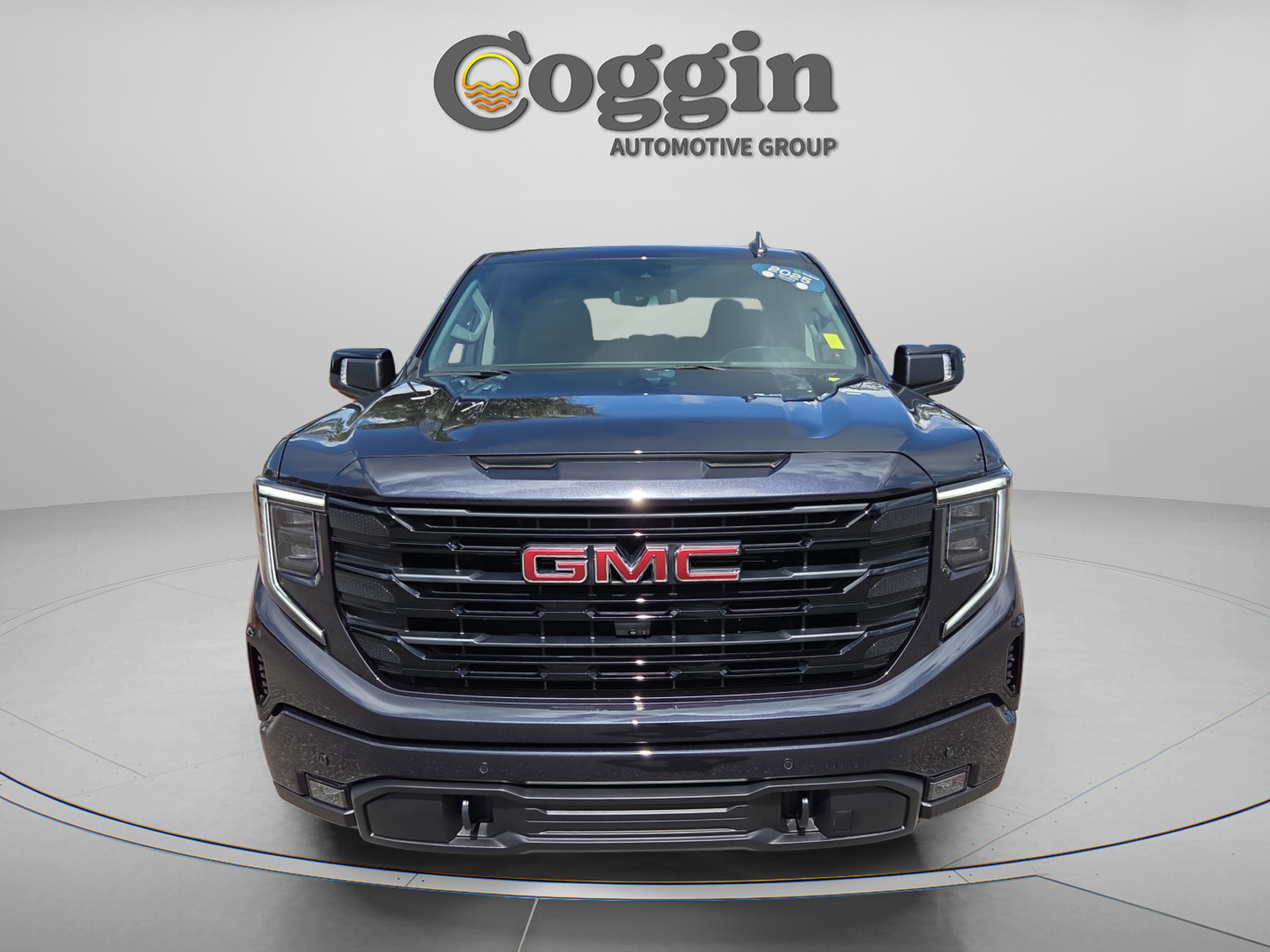 Used 2025 GMC Sierra 1500 Elevation w/ Elevation Premium Package RWD image 8