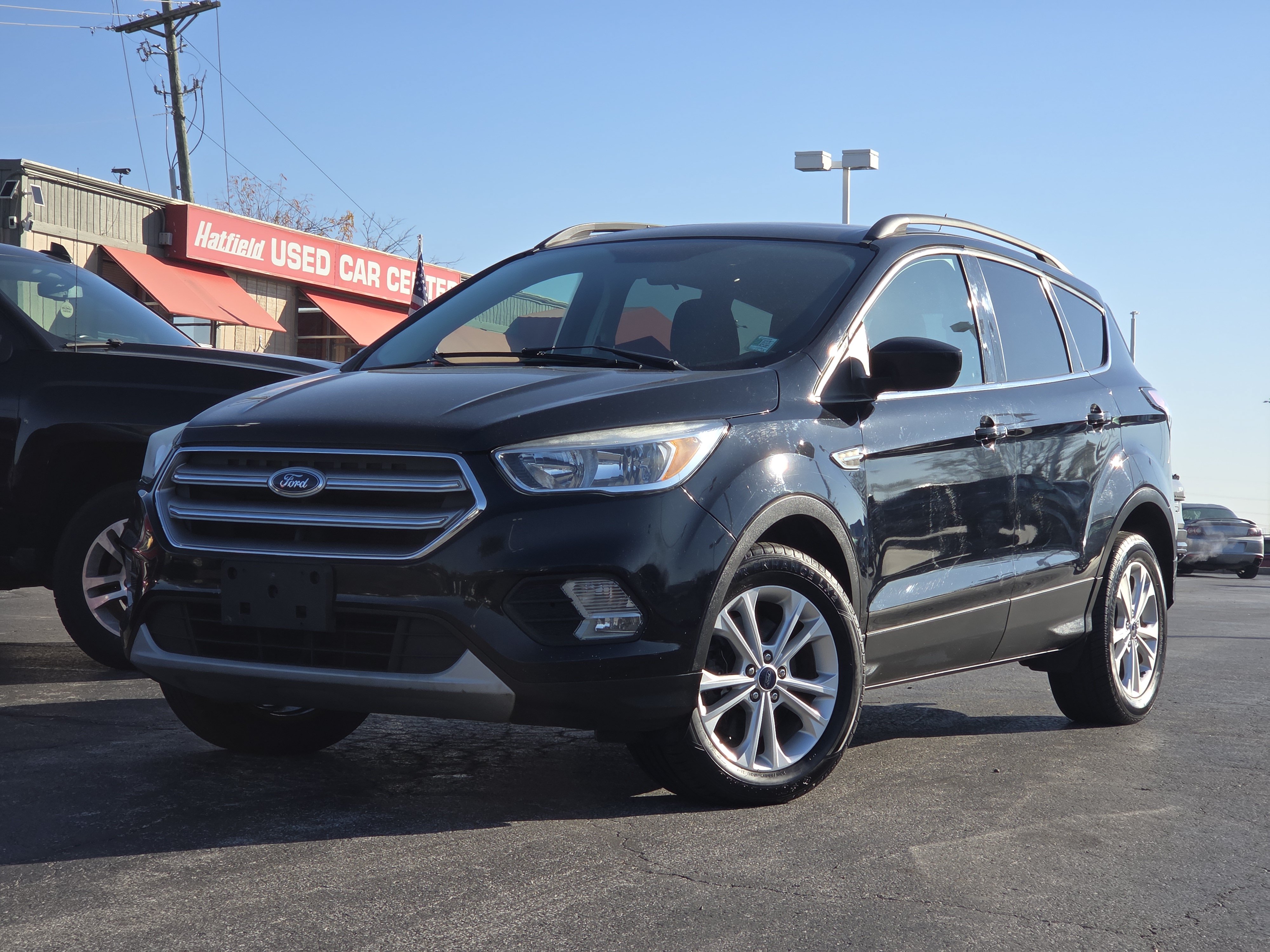 Used 2018 Ford Escape SE AWD/4WD image 2