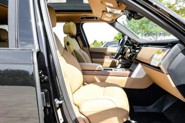 New 2027 Land Rover Range Rover Long Wheelbase SE AWD/4WD image 41