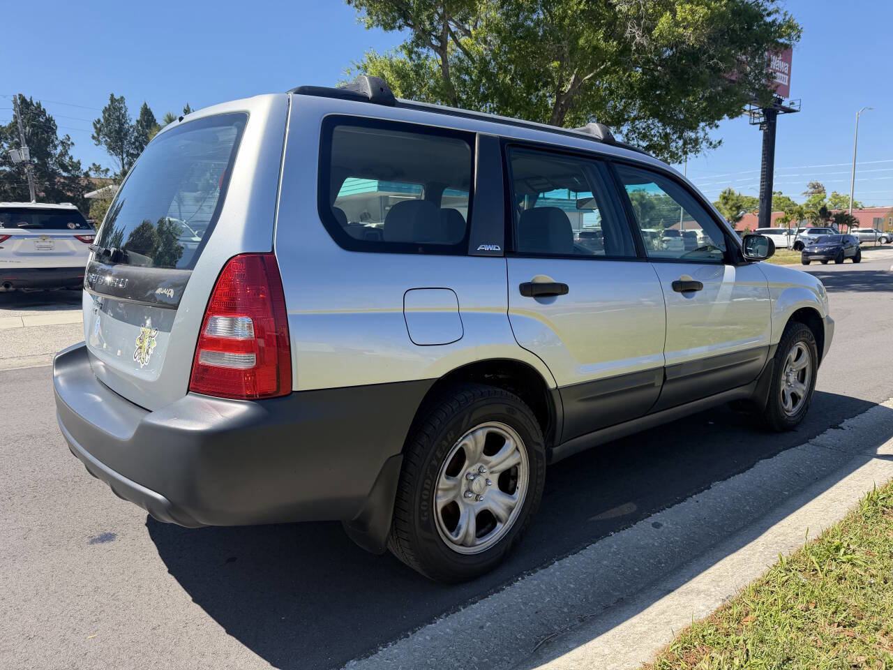 Used 2003 Subaru Forester 2.5X image 5