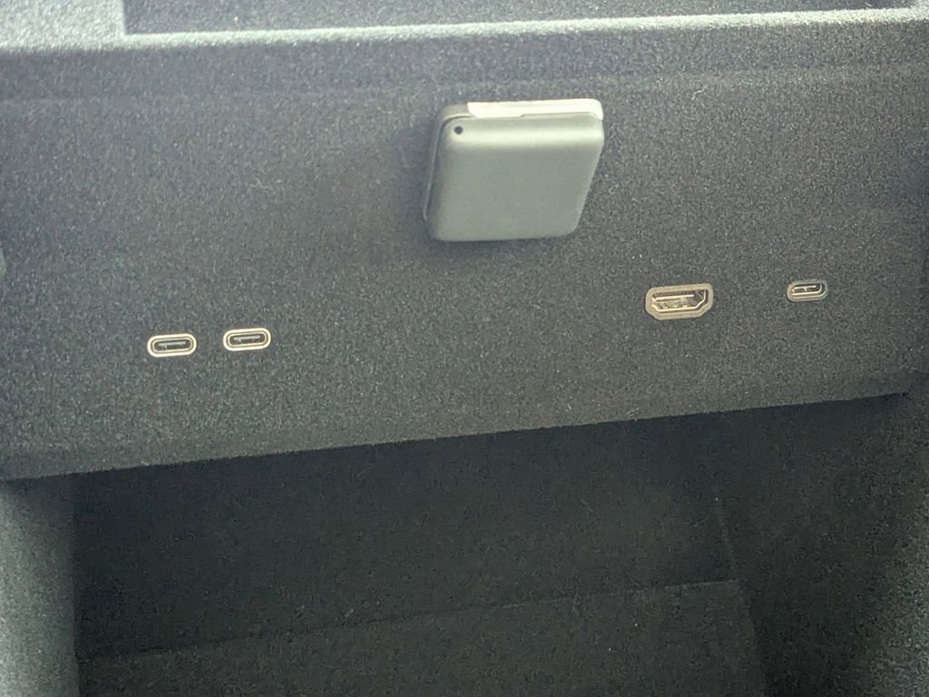 New 2025 Cadillac Escalade IQ Sport 1 w/ LPO, ONYX Package image 28