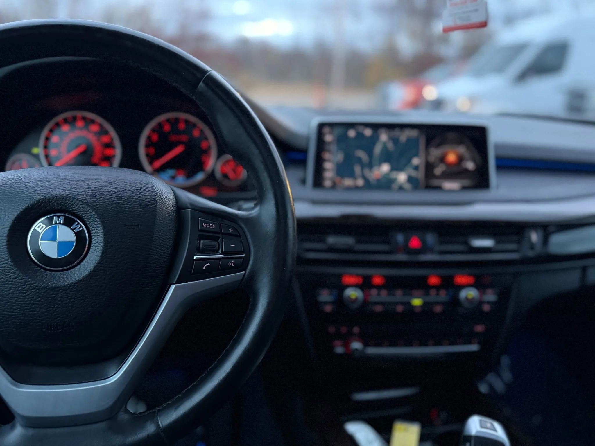 Used 2017 BMW X5 xDrive40e image 16
