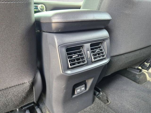 Used 2023 Toyota RAV4 SE AWD/4WD image 18