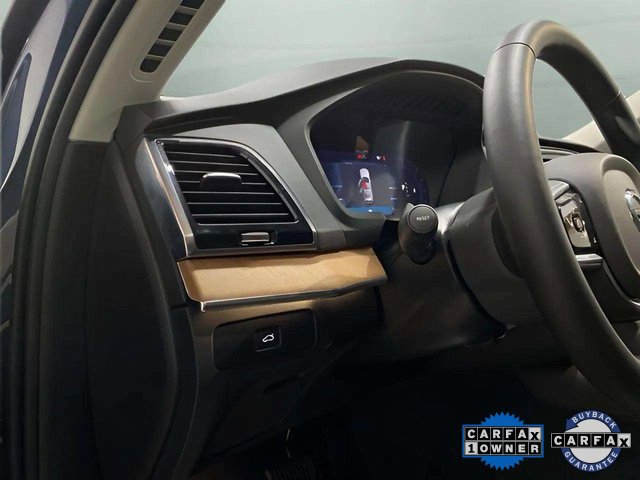 Used 2025 Volvo XC90 B6 Plus image 37