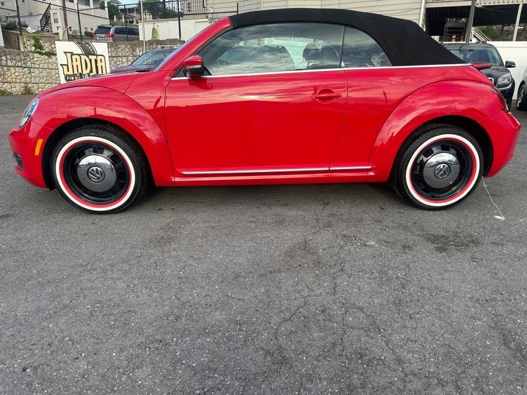 Used 2013 Volkswagen Beetle 2.5 FWD image 3