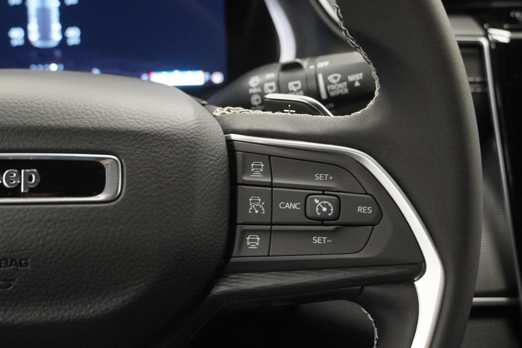 New 2026 Jeep Grand Cherokee Laredo AWD/4WD image 26