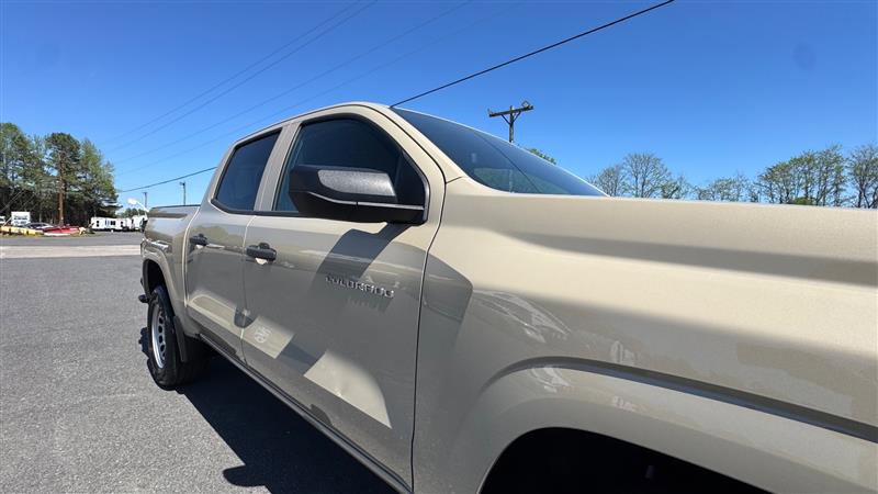 Used 2024 Chevrolet Colorado W/T image 23