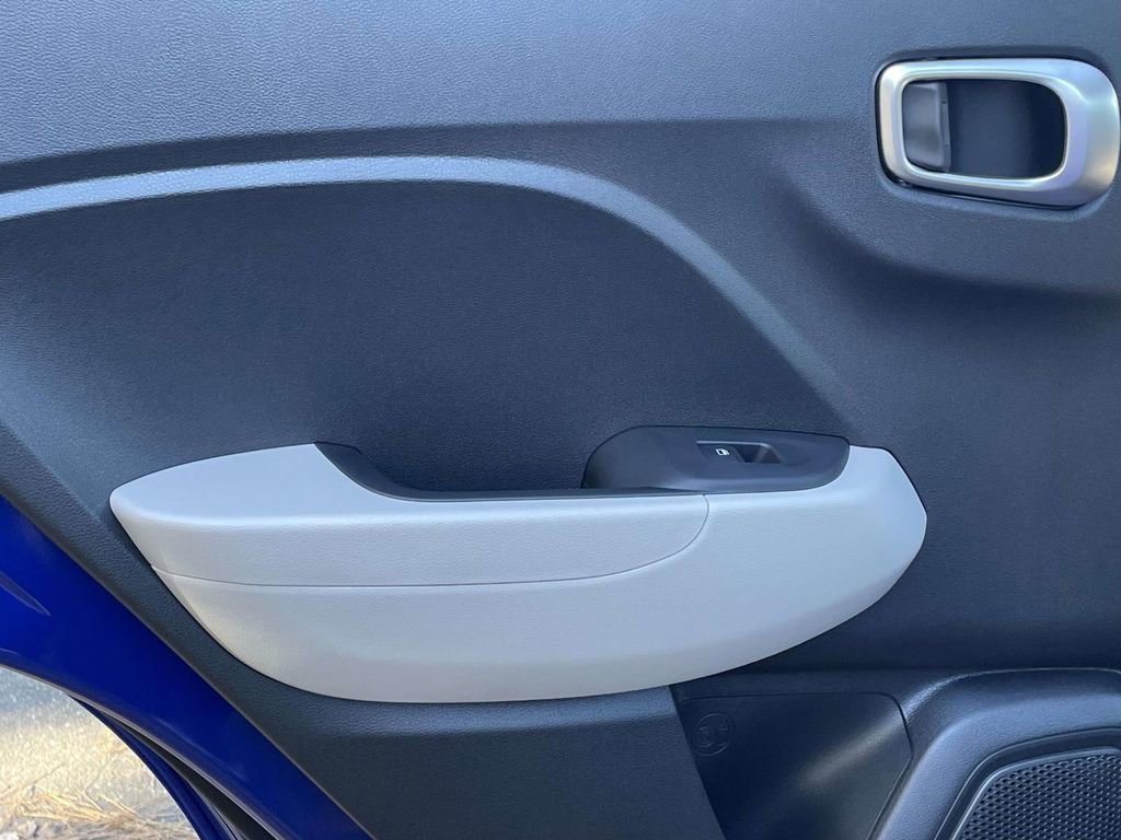 New 2026 Hyundai Venue SEL image 9