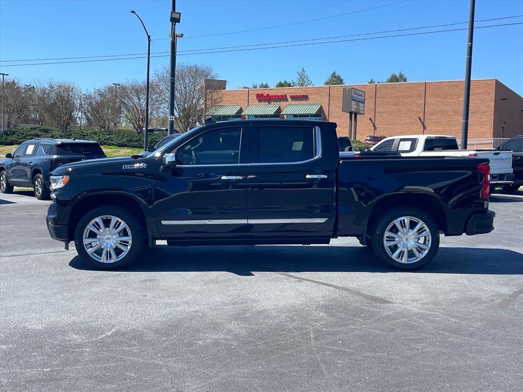 Used 2024 Chevrolet Silverado 1500 High Country w/ Technology Package image 4