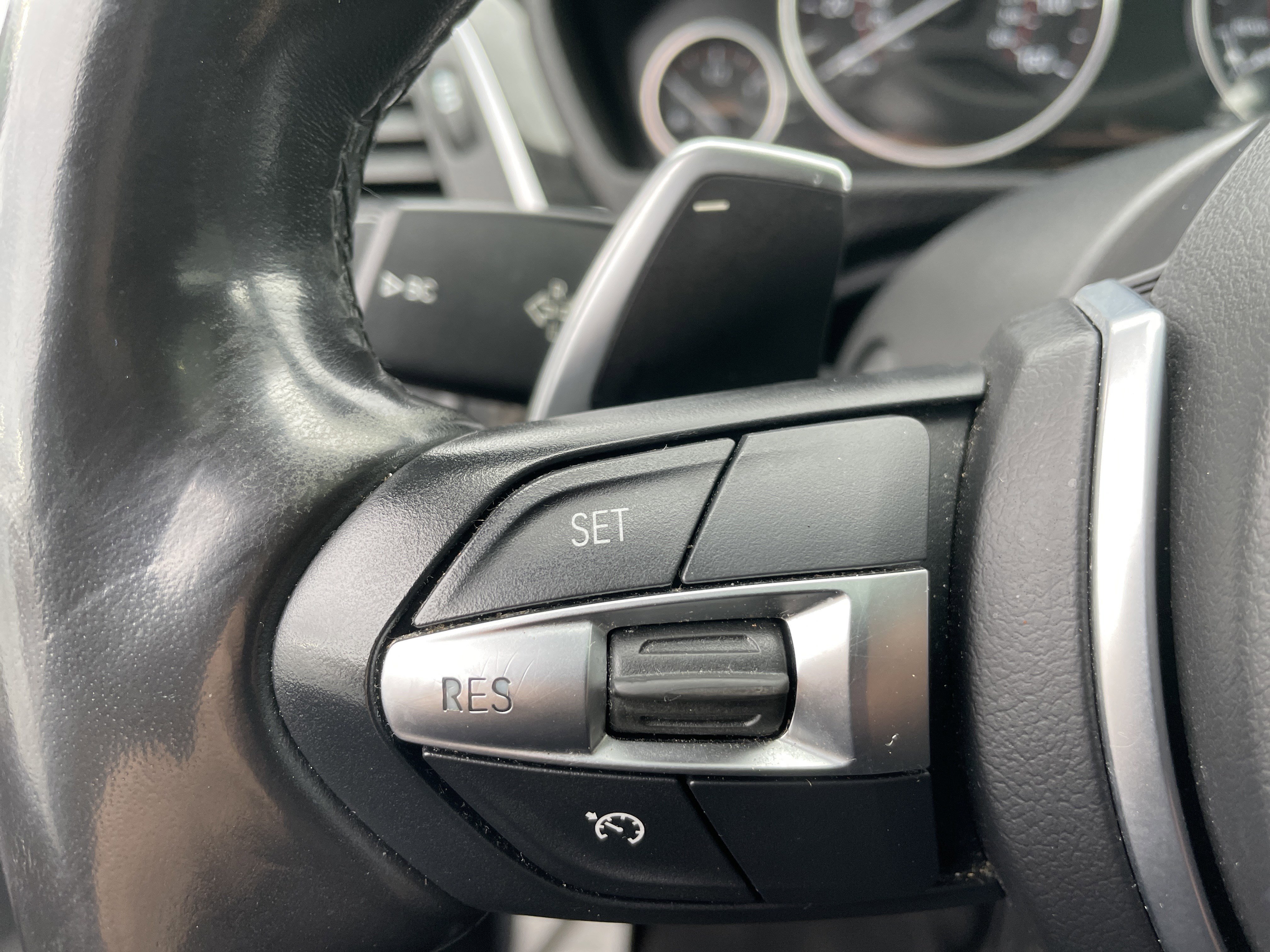 Used 2018 BMW 340i Gran Turismo xDrive image 40