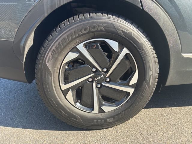 Certified 2023 Kia Sportage LX FWD image 11