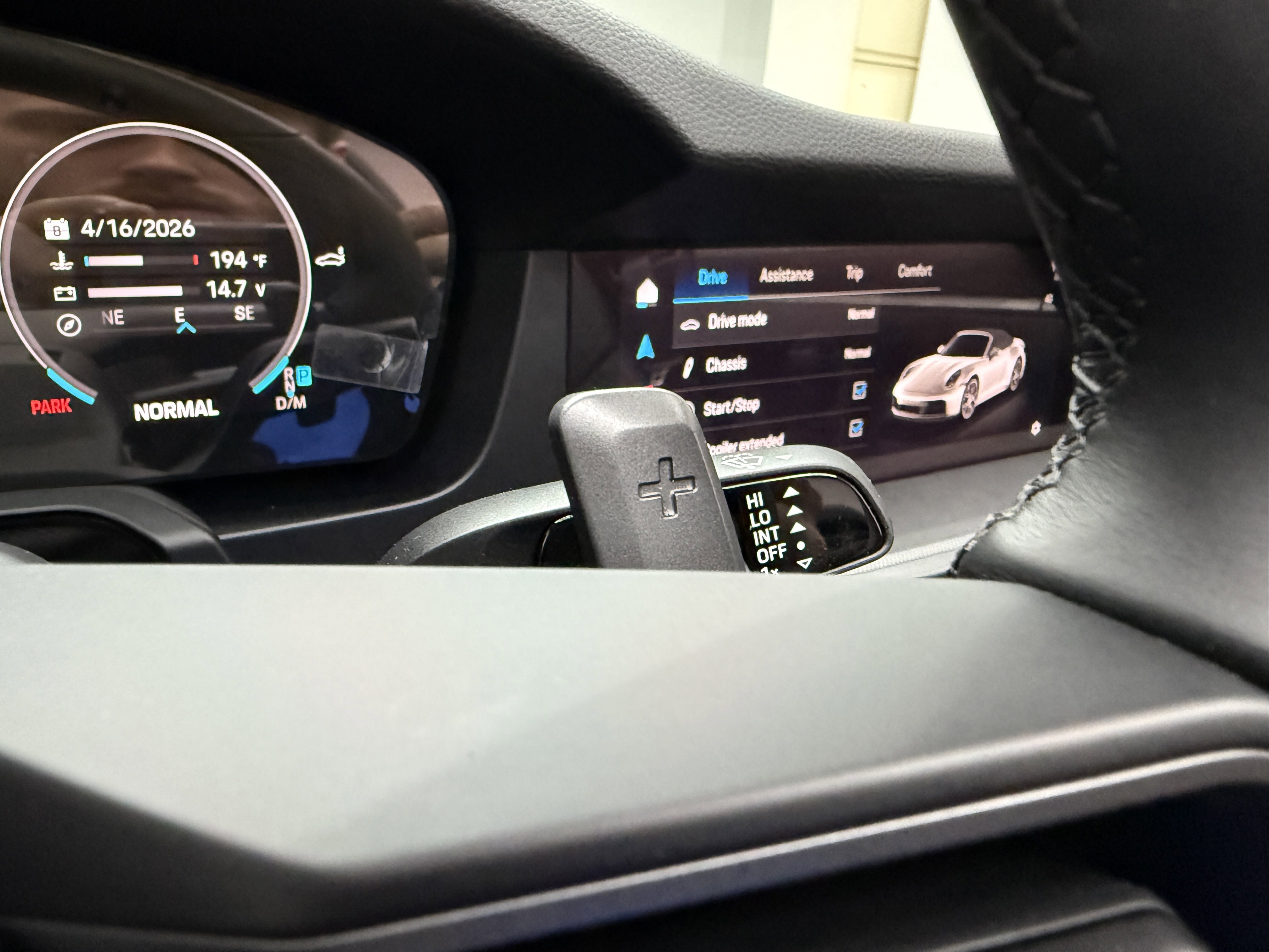 Used 2025 Porsche 911 Carrera image 18