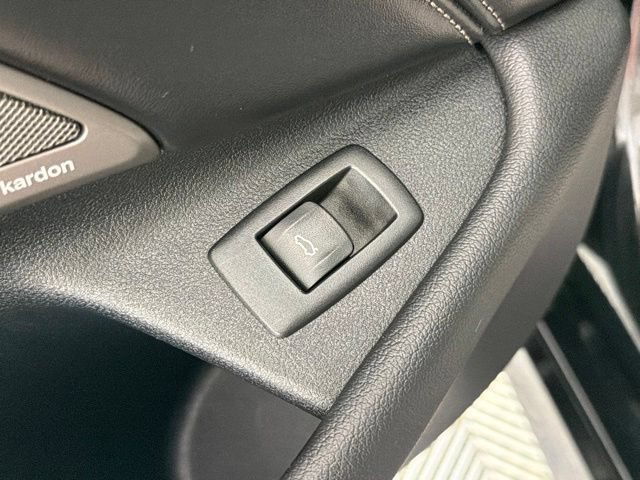 Used 2018 BMW M550i xDrive AWD/4WD image 15