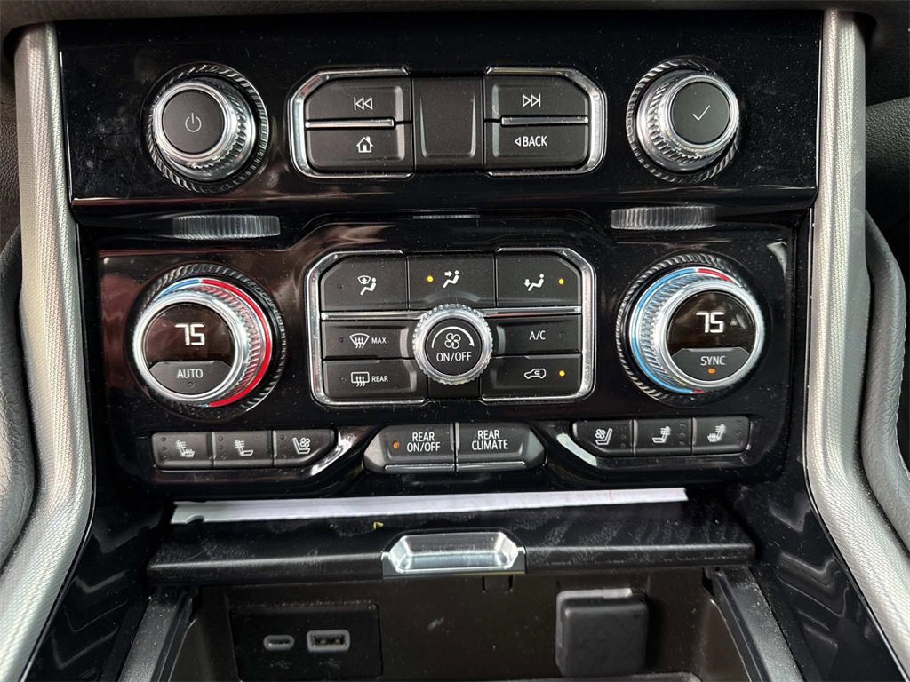 Used 2024 GMC Yukon Denali w/ Max Trailering Package image 18