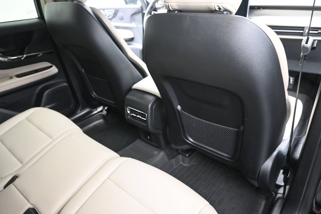 Used 2025 Lincoln Corsair AWD image 24
